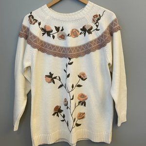 Vintage Lucia Crewneck Embroidered Rose Cottagecore Ivory Sweater Medium